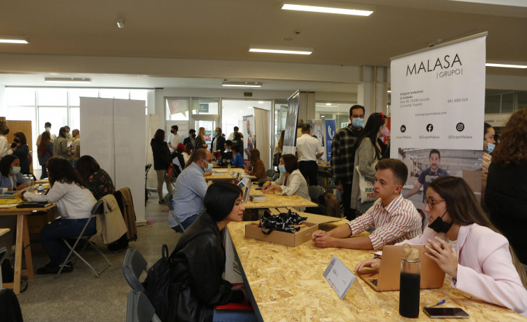El Fórum Carballo acoge el día 25 una nueva feria de empleo de la Cámara