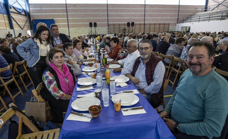 Más de 800 personas acudirán a la Festa dos Maiores de Zas