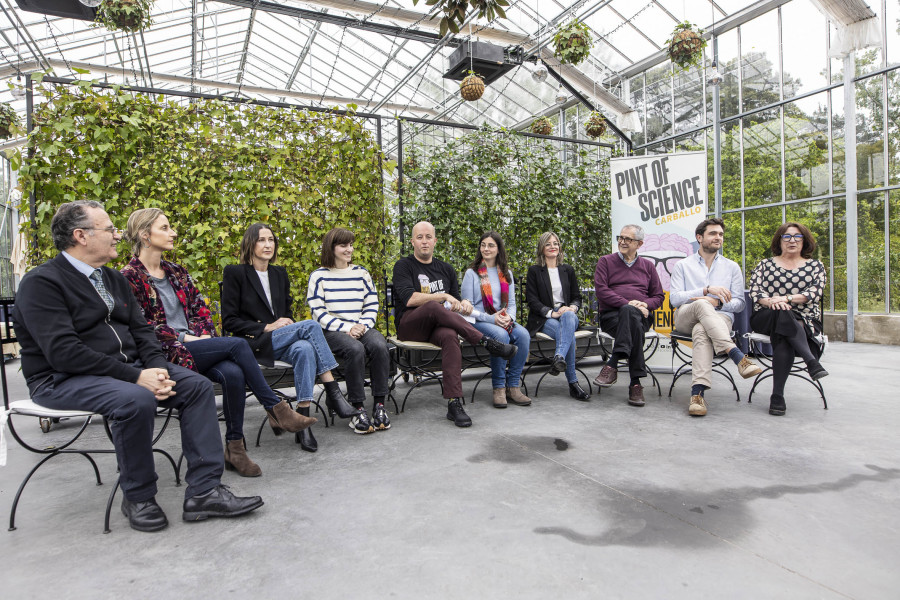 "Raciones de ciencia" en los bares de Carballo