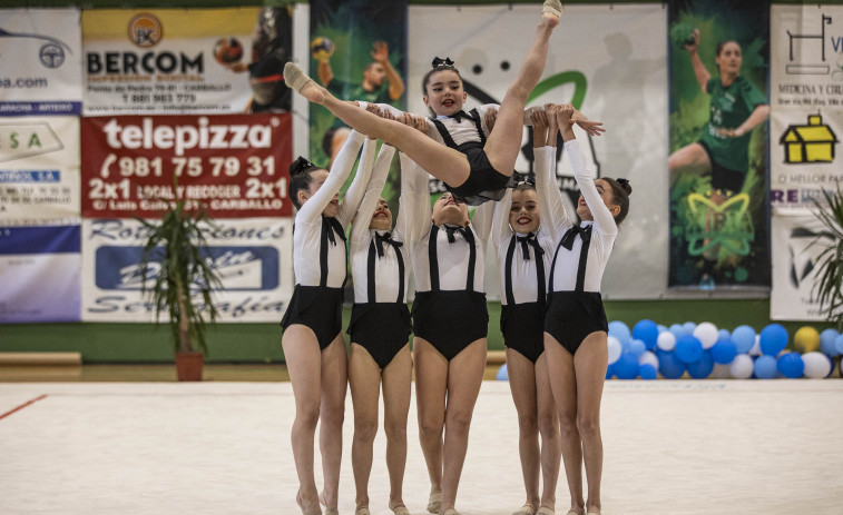 Carballo disfruta de la gimnasia rítmica