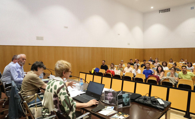 O curso de verán da UDC en Carballo analizará a lingua nas redes