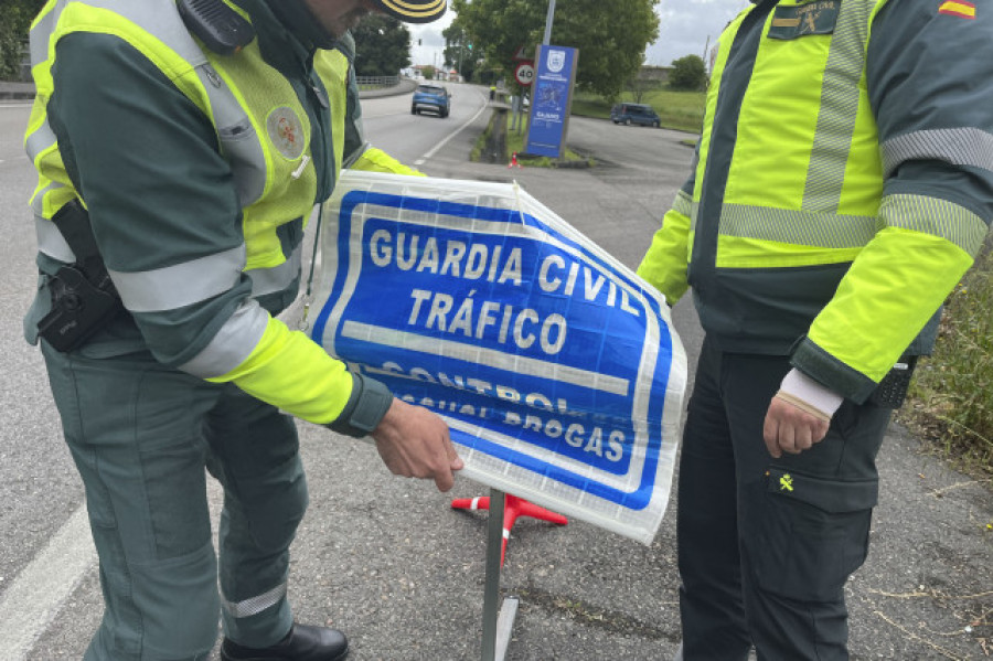 DGT y Guardia Civil inician en Galicia una campaña especial de control de motos