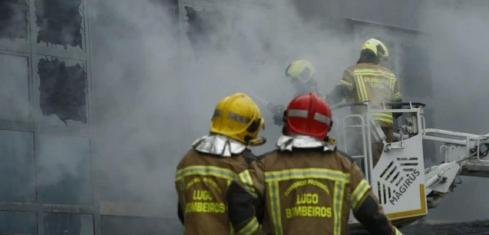 Arde un pajar en Santa Comba sin ocasionar daños personales