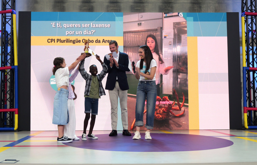Escolares de Laxe e Santa Comba, gañadores dos premios DígochoEu