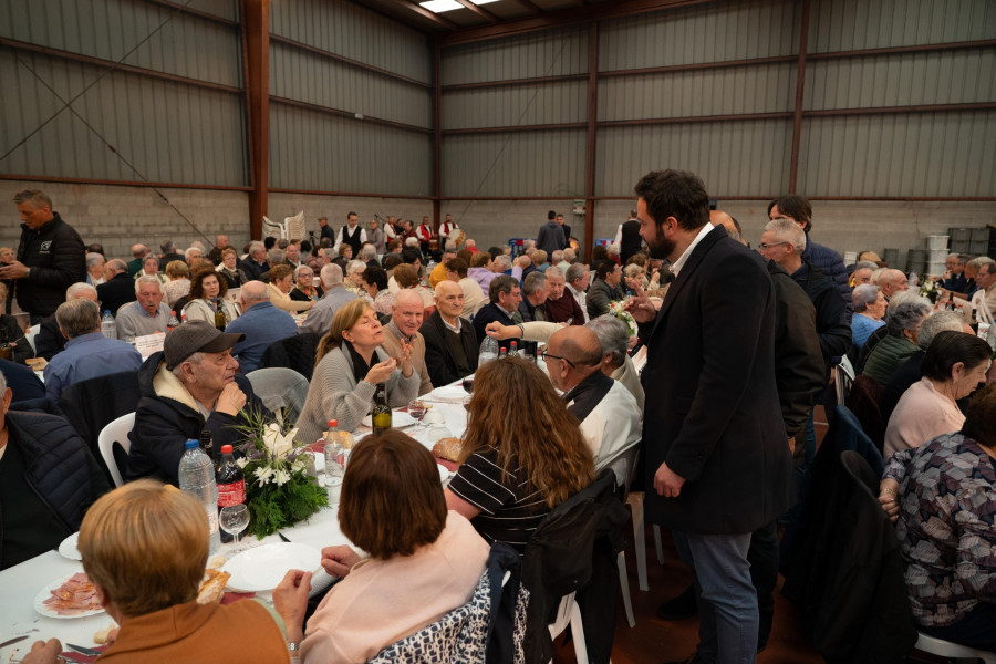 Máis de 600 personas na Festa da Terceira Idade de Cerceda