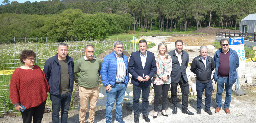 La Diputación destaca el buen ritmo de las obras del aparcamiento de Balarés, que estará listo en septiembre