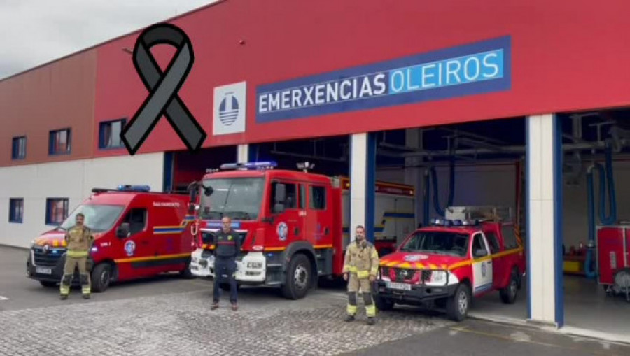 Sirenas en los parques de toda Galicia en memoria del bombero fallecido en Vigo en un derrumbe
