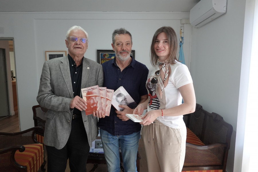 La Antoloxía Poética de Labarta Pose llega a la Real Academia