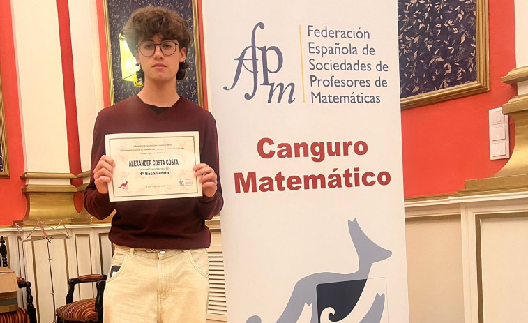 Alexander Costa, alumno del IES de Ponteceso, premiado en el Canguro matemático