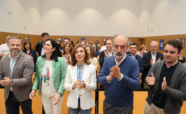 El PPdeG se reinvidica en Carballo como el partido de la juventud y de las mujeres