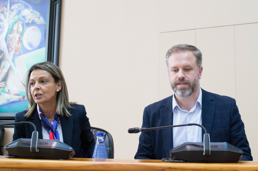 El Parlamento gallego abordó la primera fase de la variante de Carballo
