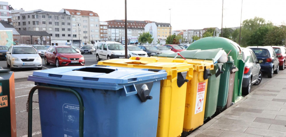 Comienza la huelga de la recogida de basura en Carballo