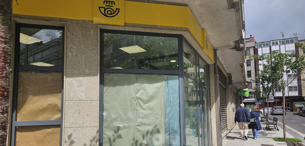 Correos ultima el traslado de su oficina de Carballo a la calle Barcelona