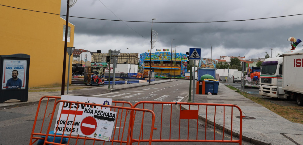 Carballo suspende la Zona  Azul durante la semana grande de las fiestas de San Xoán