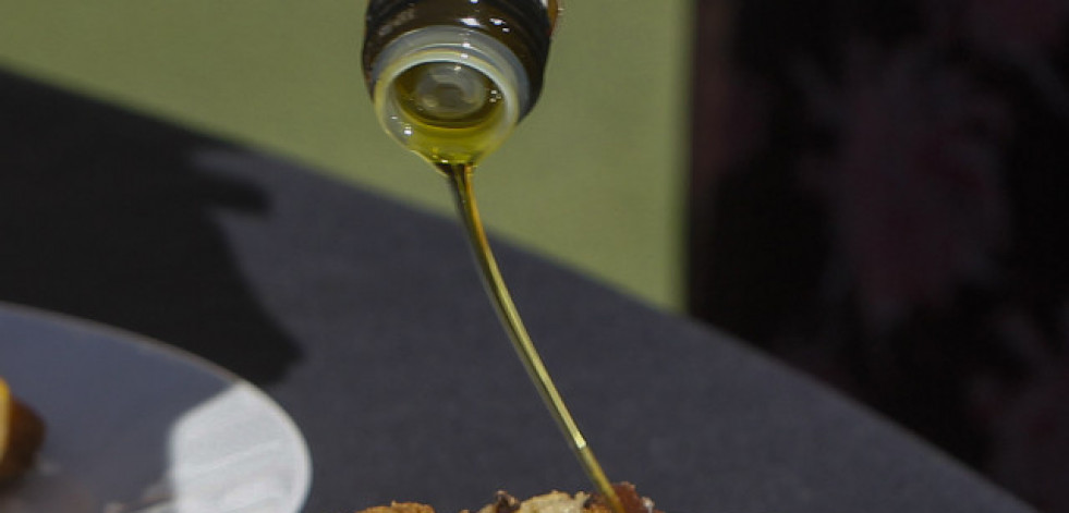 El Gobierno elimina el IVA del aceite de oliva