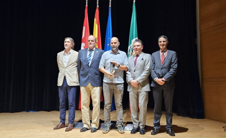 Carballo recoge en Madrid el premio “Escoba de Oro” por su servicio de limpieza viaria