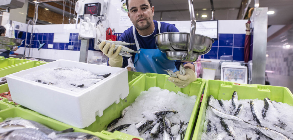 La comarca se prepara para las sardiñadas y cachelas de la noche de San Xoán