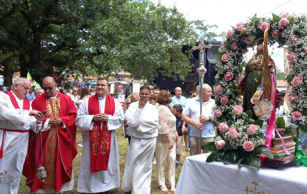 Cientos de romeros en Santa Margarita de Muíño