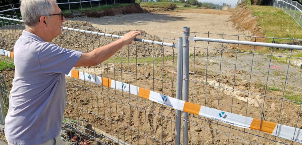 Avanzan las obras de la nueva vía que prestará servicio al polígono de Carballo