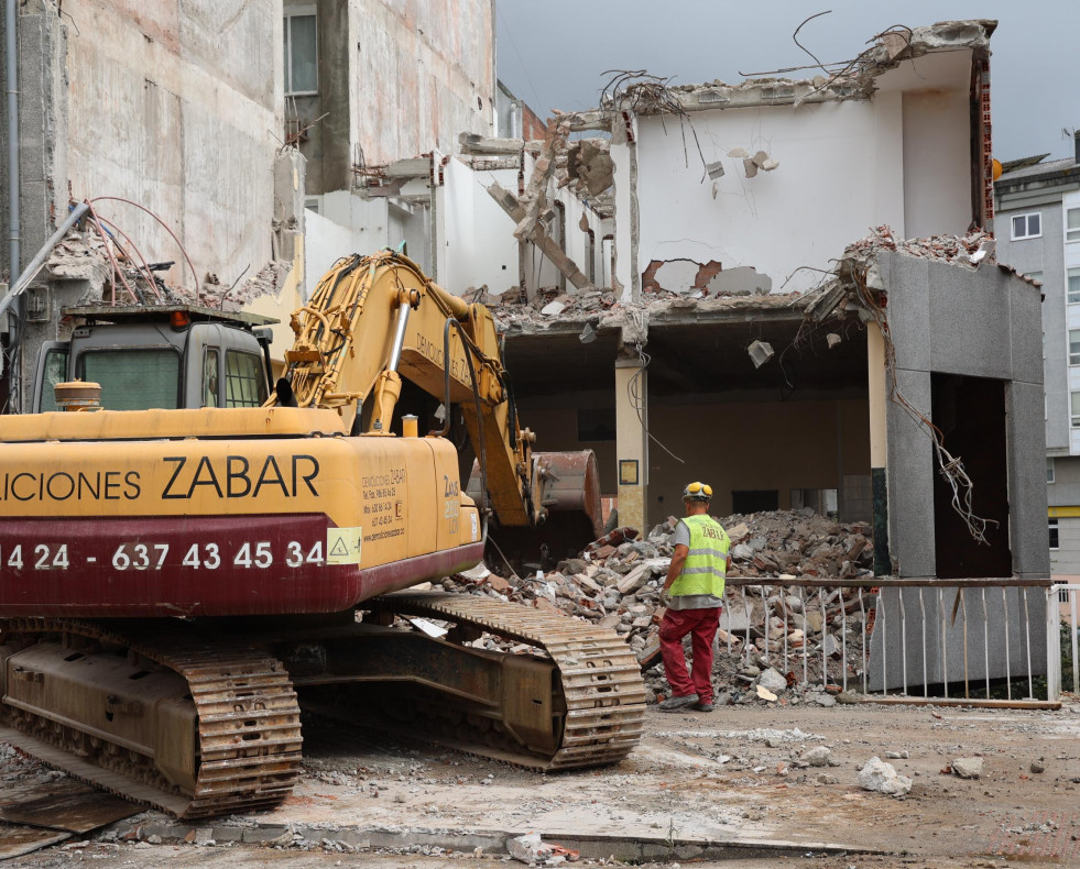 Derribo edificio a casilla
