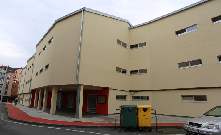 Carballo licita el servicio de limpieza de los centros escolares por 1,5 millones de euros para cuatro años