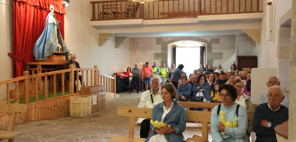 Los romeros peregrinan a Caión