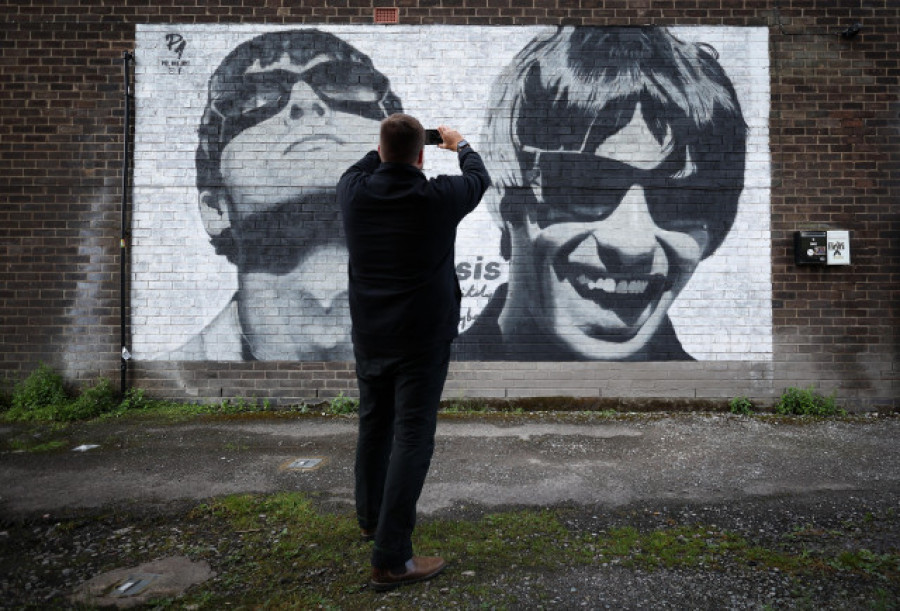 Los de Oasis no son los únicos hermanos del rock que se llevan mal