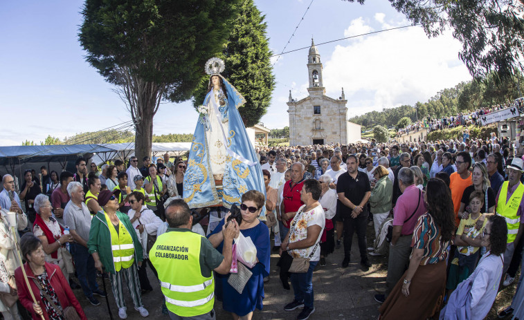 Marea de fe en los Milagros de Caión