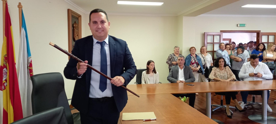 PP, BNG e IxM se unen para destronar a Iago Toba de la alcaldía de Muxía