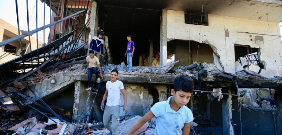 Israel desencadena sobre el sur de Beirut uno de los bombardeos más intensos desde el inicio de la invasión