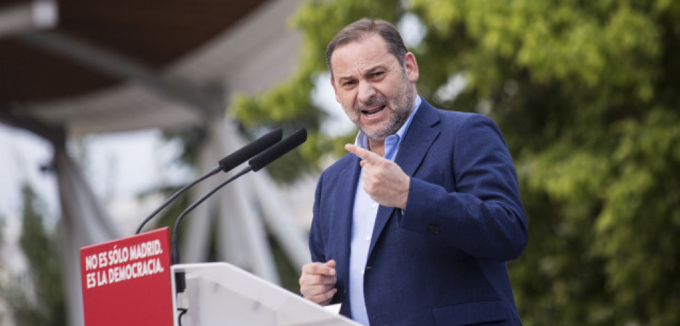 Ábalos niega que mediara con nadie del Gobierno canario para adquirir material sanitario