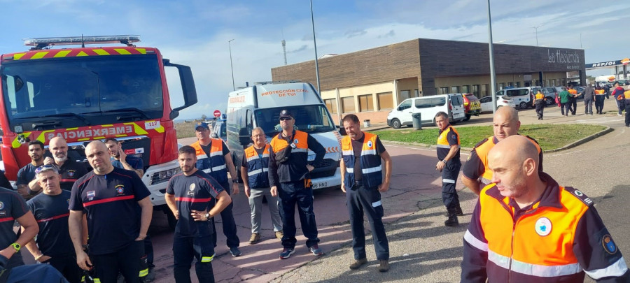 Voluntarios de Protección Civil acuden a Valencia desde la Costa da Morte