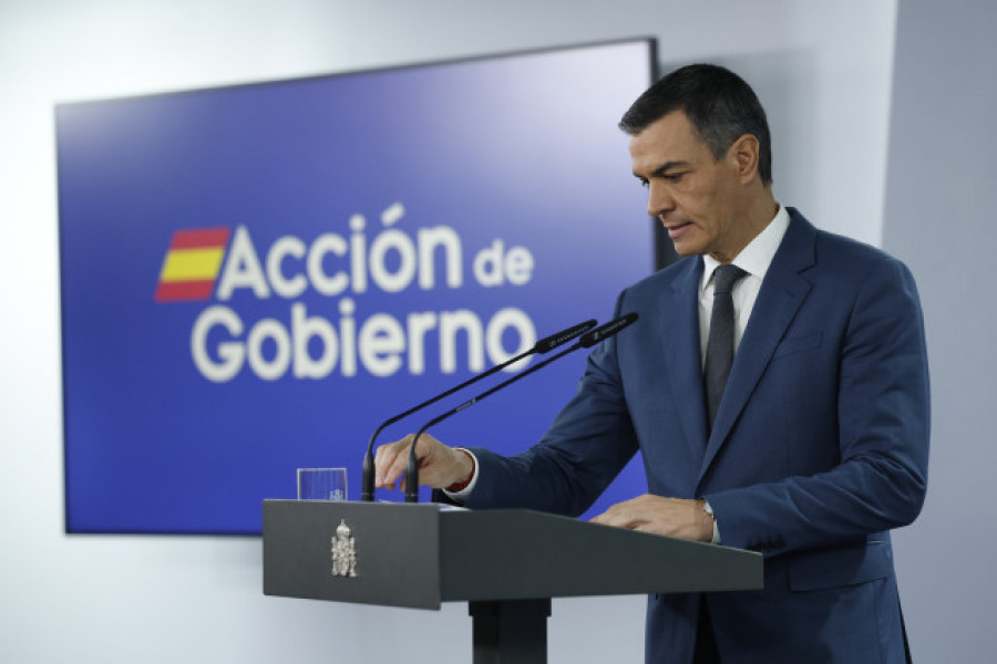 Sánchez asegura que no habrá adelanto electoral y anima a sus parlamentarios a perseverar