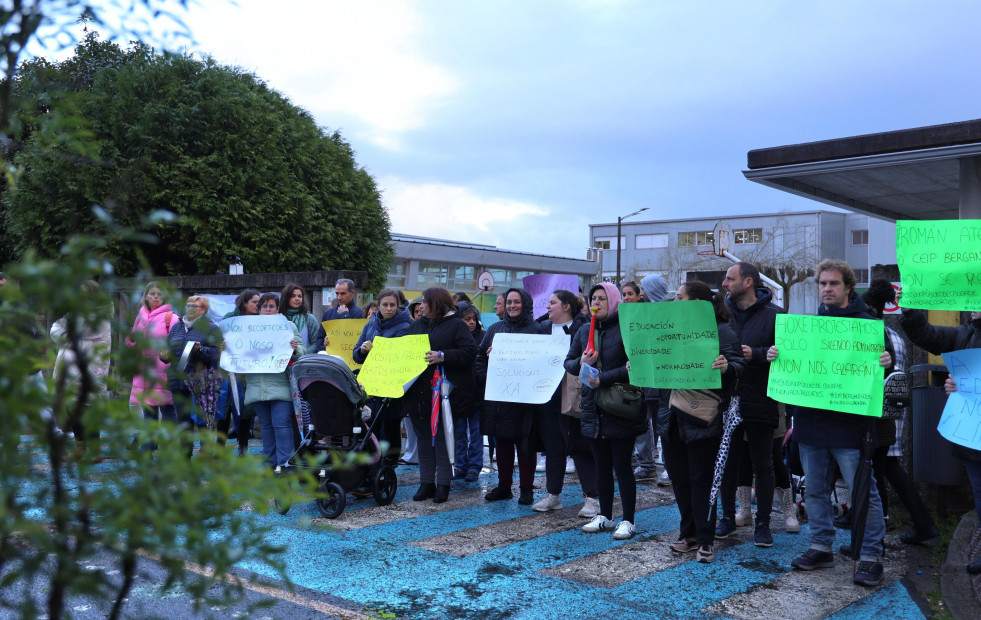 Las familias del Bergantiños reiteran sus demandas de más profesionales