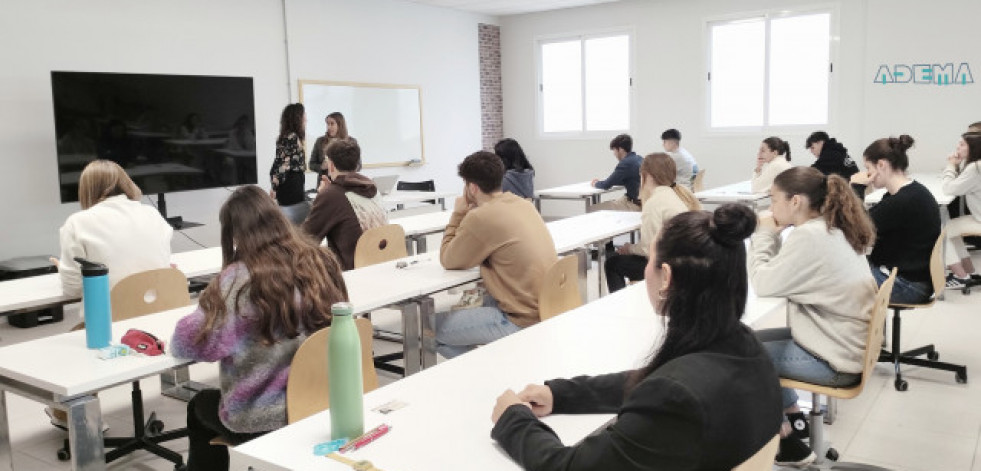 España, muy por debajo de la media OCDE en competencias de adultos, que casi no mejoran