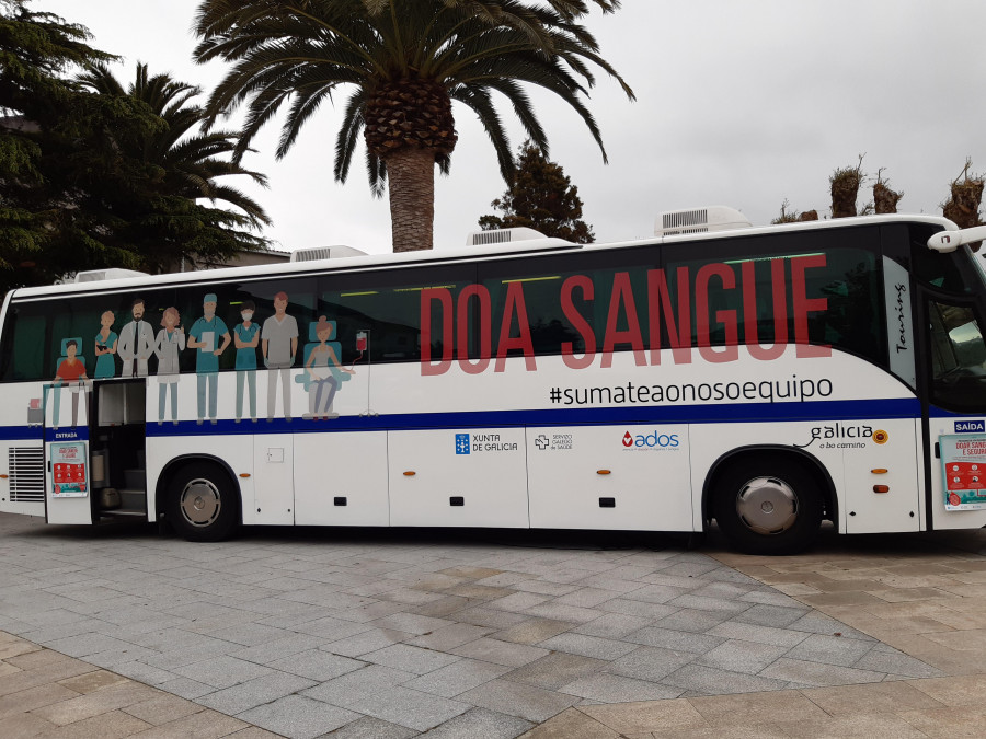 Visitas de la unidad móvil de atención a donantes de sangre a Corcubión y A Laracha
