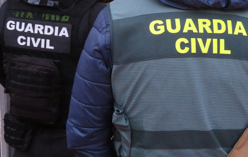 Tres detenidos en Camariñas por cinco delitos de robo