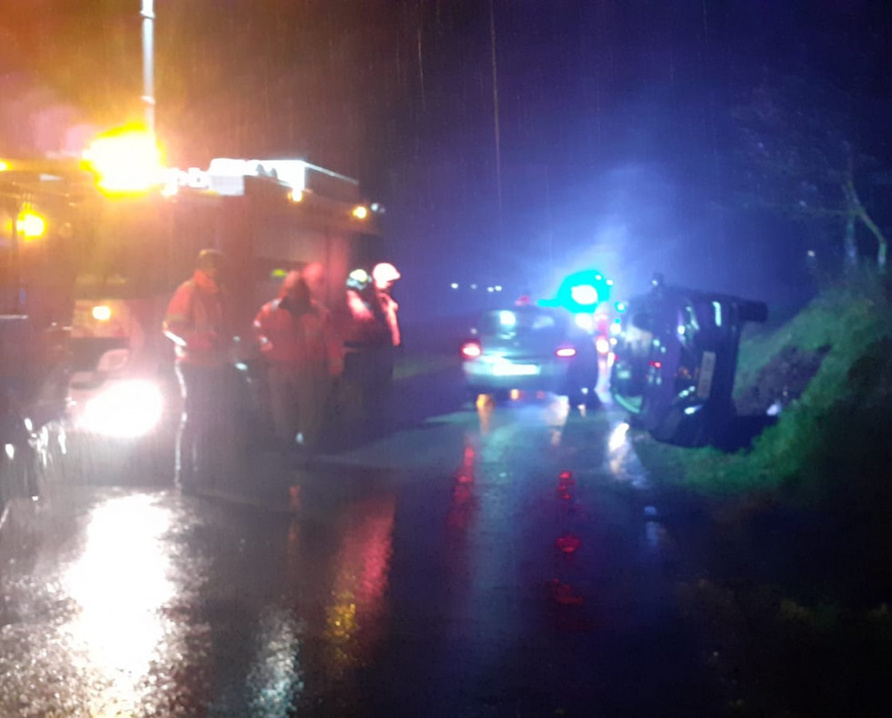 Accidente de tráfico en Fisterra @ Consorcio Contraincendios e Salvamento A Coruña