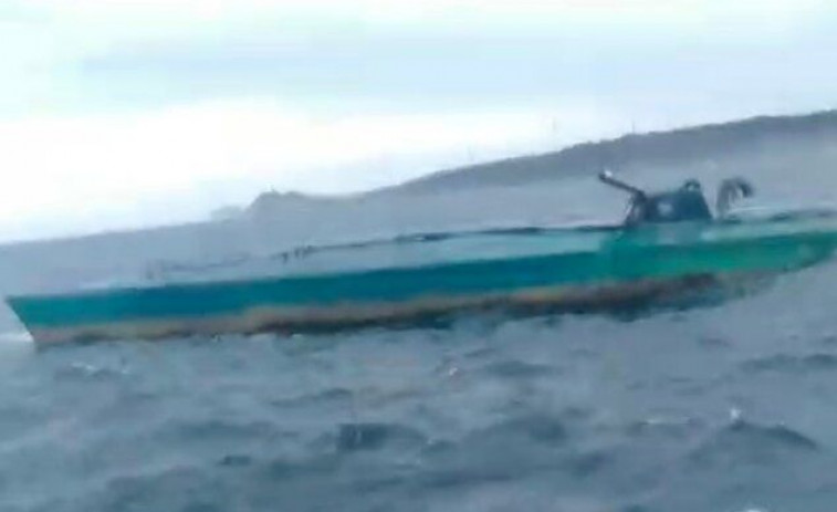 Hallado un narcosubmarino en la Costa da Morte