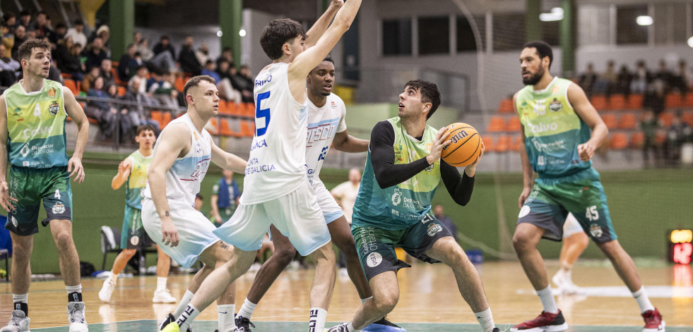Un Basket Xiria lleno de moral rinde visita al Culleredo