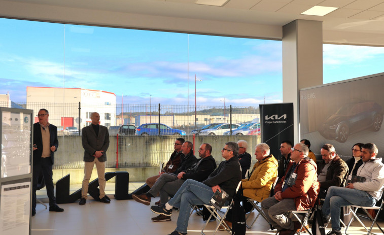 Corgal Automóviles organiza una charla sobre innovación en vehículos en Carballo