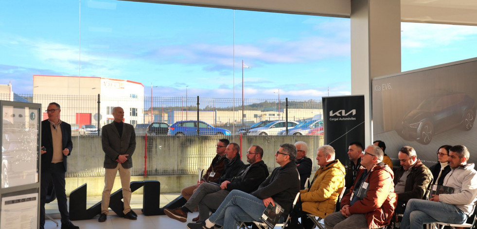 Corgal Automóviles organiza una charla sobre innovación en vehículos en Carballo