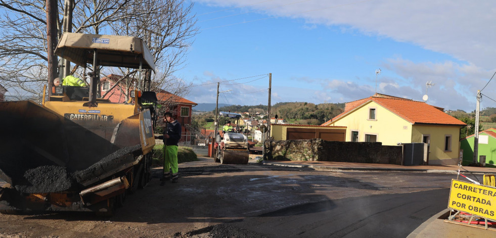 Las obras de la carballesa carretera de Sísamo entran en su recta final
