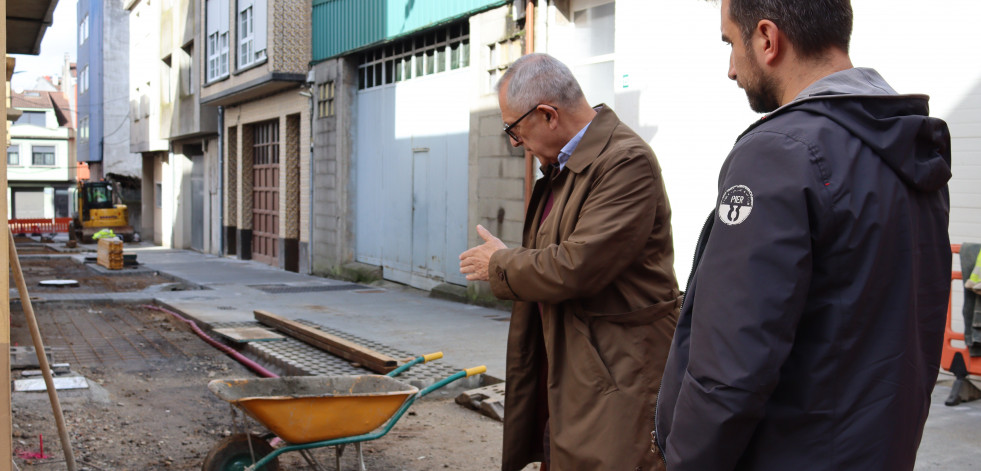 El proyecto de la reurbanización de la rúa Portugal de Carballo entra en su recta final