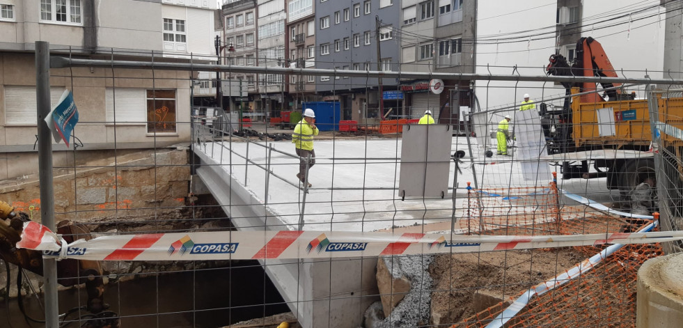 Los trabajos de remodelación del puente de la calle Fomento entran en su última fase