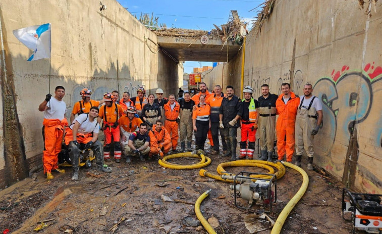 Voluntarios de la Costa da Morte serán condecorados en Valencia por su colaboración tras la DANA