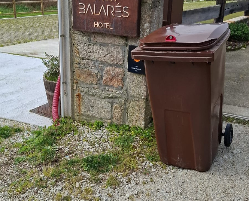 FOTO PONTECESO  Colectores marrons 2