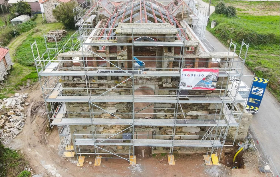 Cabana avanza en la transformación de la capilla de Sinde en un centro de interpretación