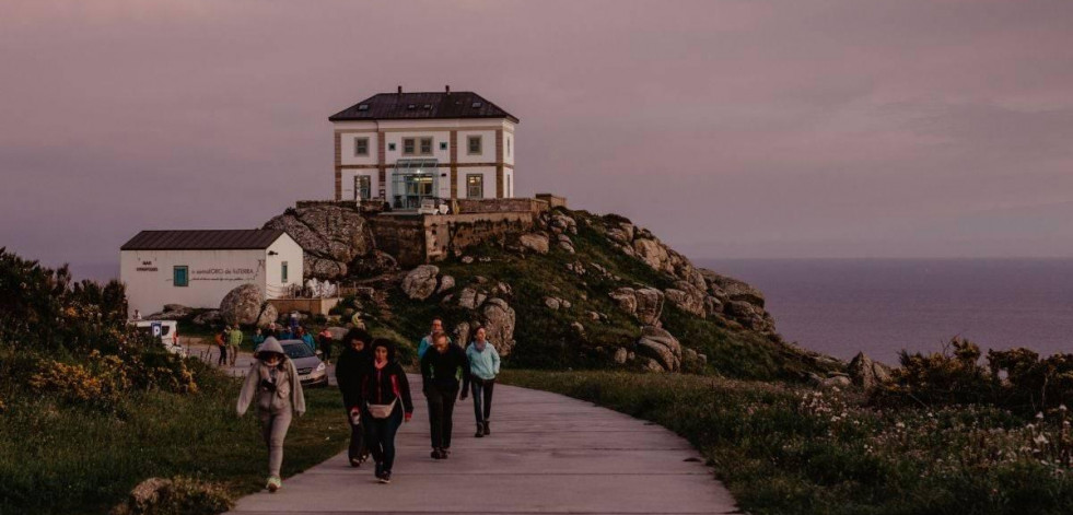 Los turistas eligen la Costa da Morte para descansar durante el Entroido