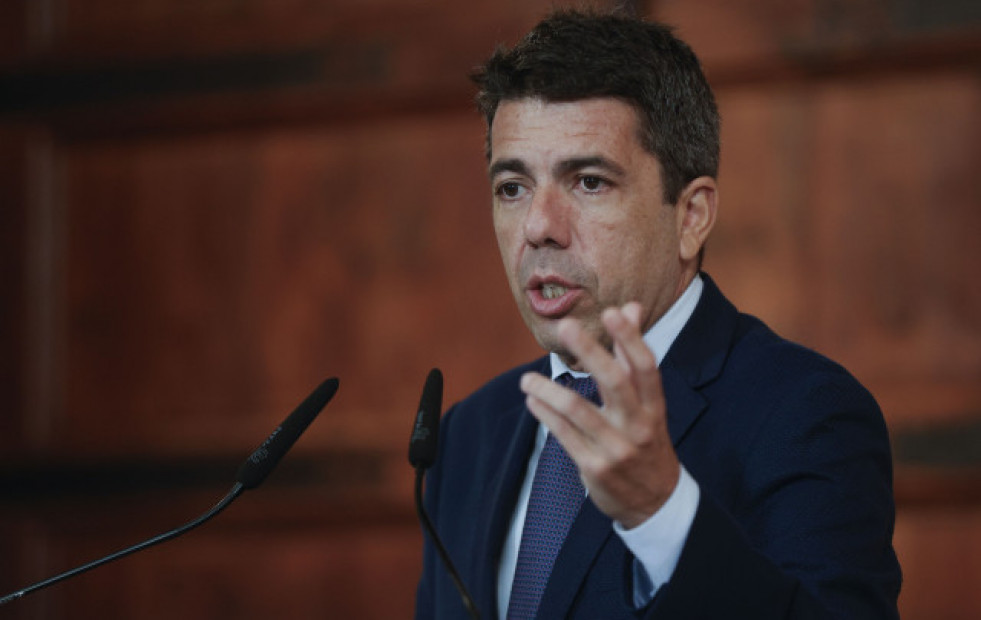 Feijóo mantiene su apoyo a Mazón aunque admite que  no ha estado  “a la altura”